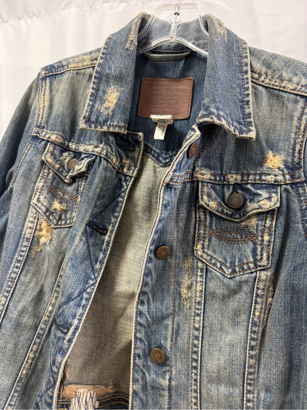 Vintage Y2K Abercrombie & Fitch distressed denim trucker jacket Juniors Large - Picture 6 of 7
